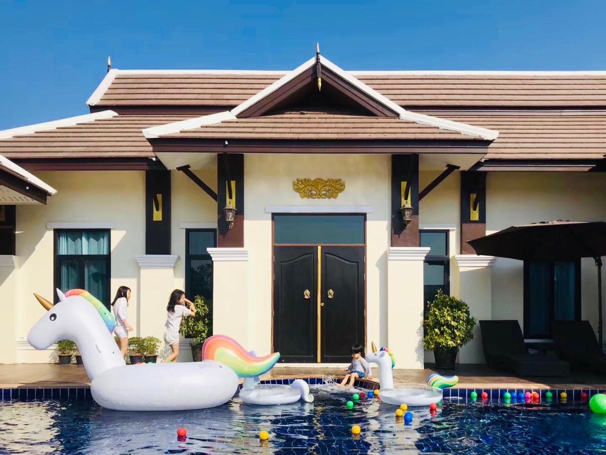 Lanna Kamin Pool Villa Airport Chiang Mai Luaran gambar